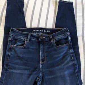 American Eagle Hi-Rise Jegging